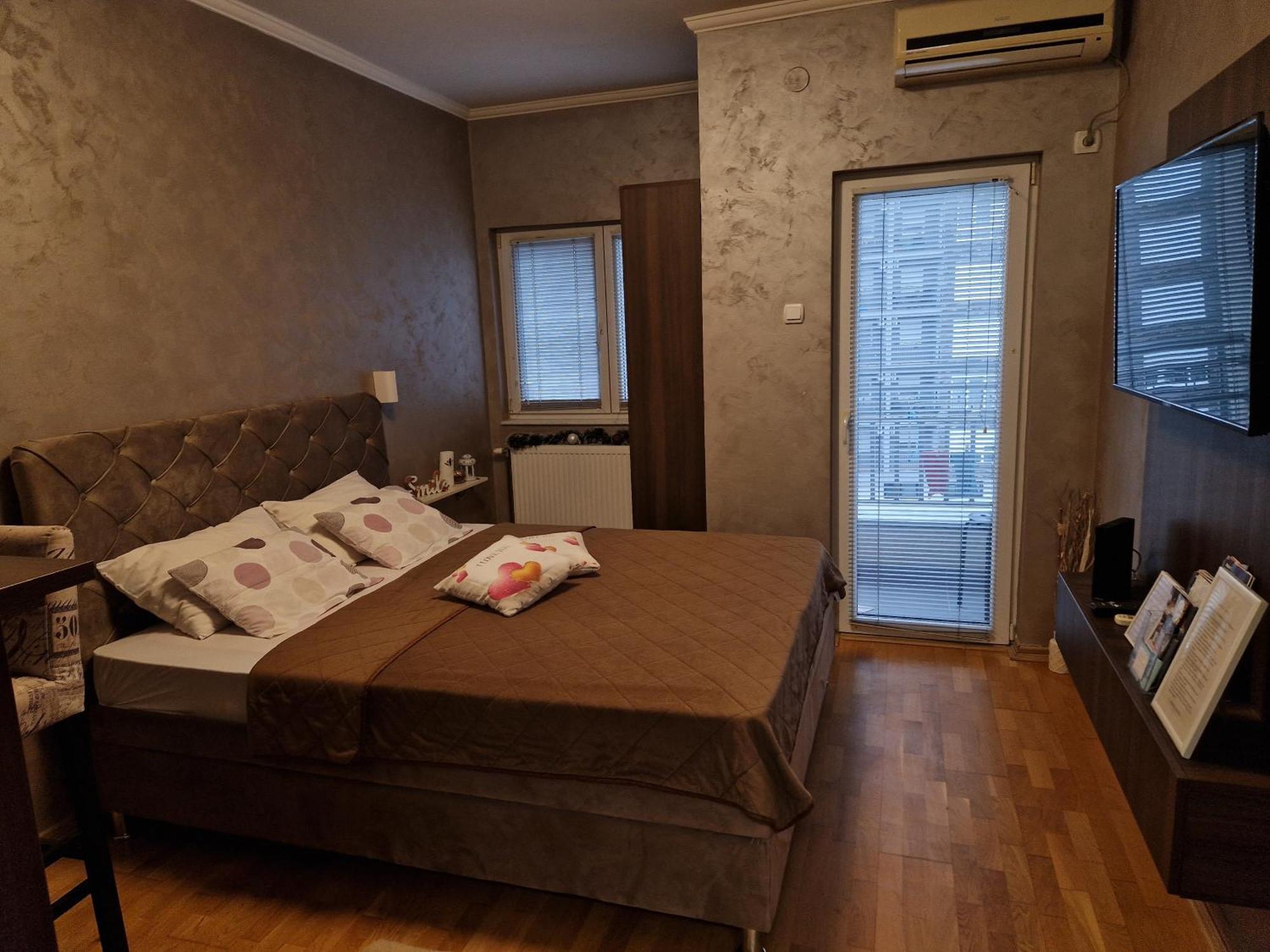 Apartman Studio Diamond Subotica Exterior photo
